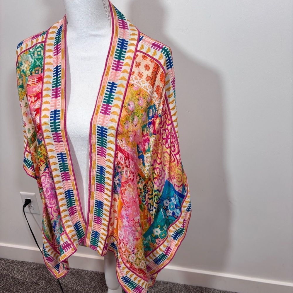 Tolani Raelyn hibiscus Kimono NEW with tags One Size embroidered, abstract, boho - Picture 2 of 15